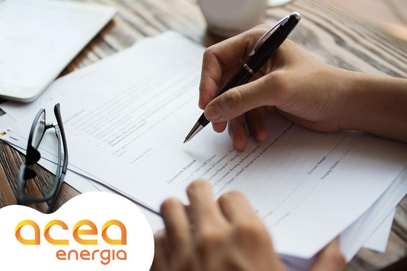Per intestarti le utenze attive con Acea, devi richiedere all'azienda una Voltura chiamando il Numero verde oppure procedere tramite Area clienti.